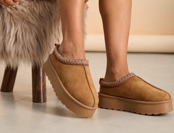 Pantu Amada Camel