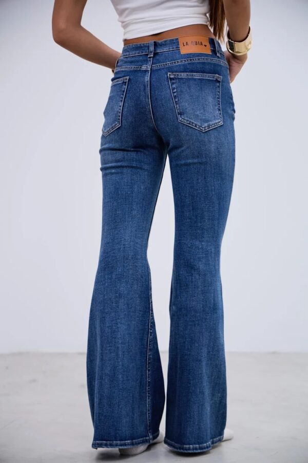 2026/06/1000738544-1.jpg Jean Flare Victoria Azul✨