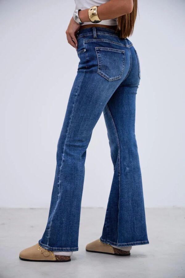 2026/06/1000738547-1.jpg Jean Flare Victoria Azul✨
