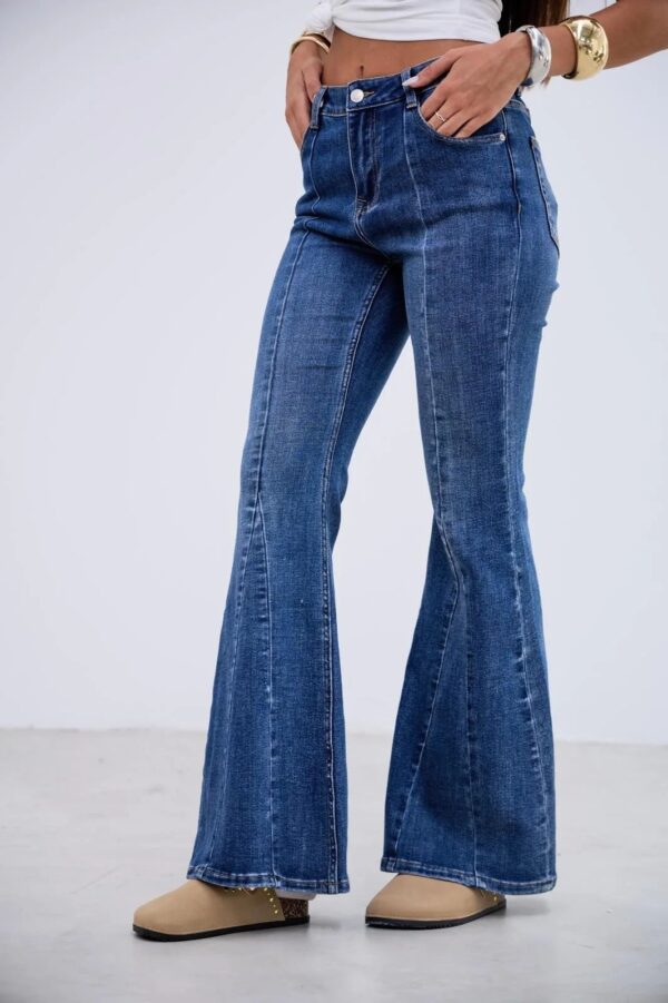 2026/06/1000738550-1.jpg Jean Flare Victoria Azul✨